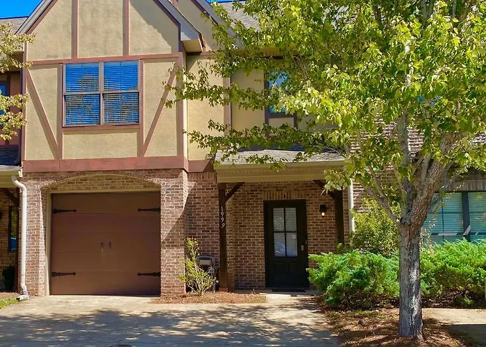 Lovely Townhouse!