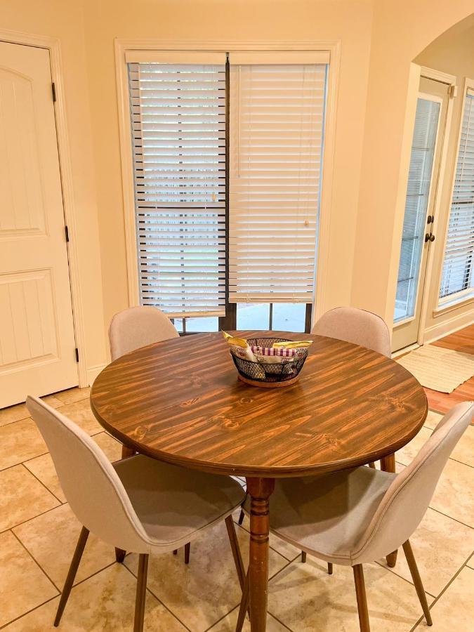 Lovely Townhouse! Auburn